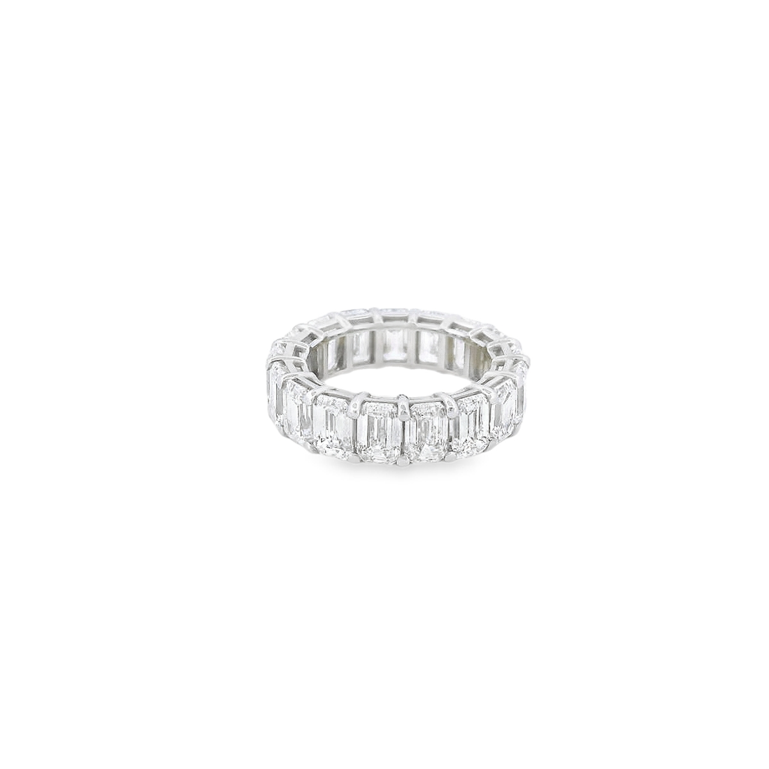 Elegant Emerald Cut Diamond Ring