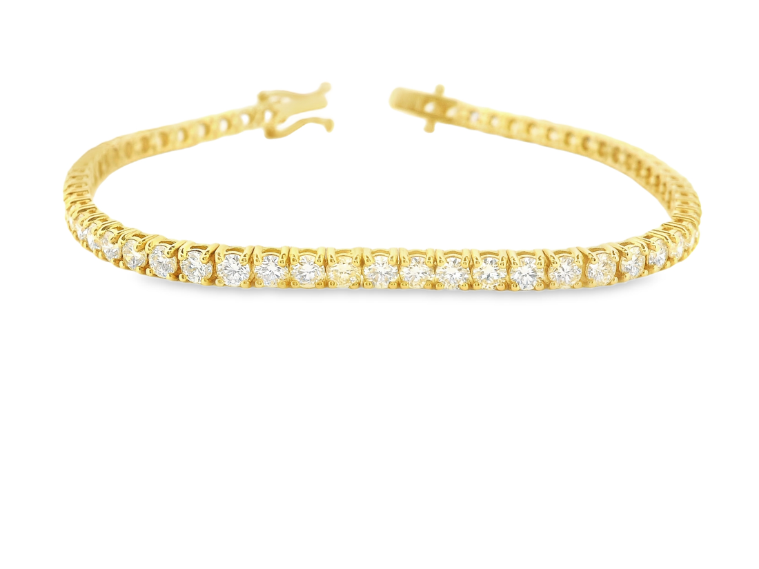 Elegant 14K Gold Diamond Bracelet