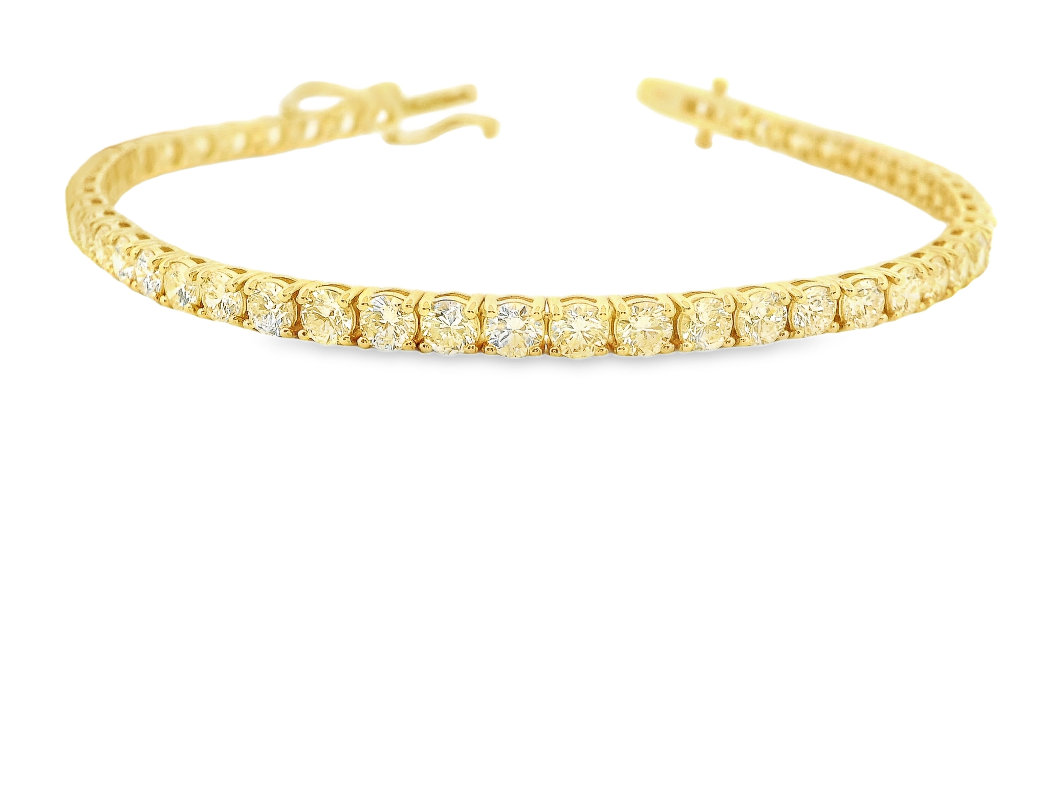 Elegant 14K Gold Diamond Bracelet