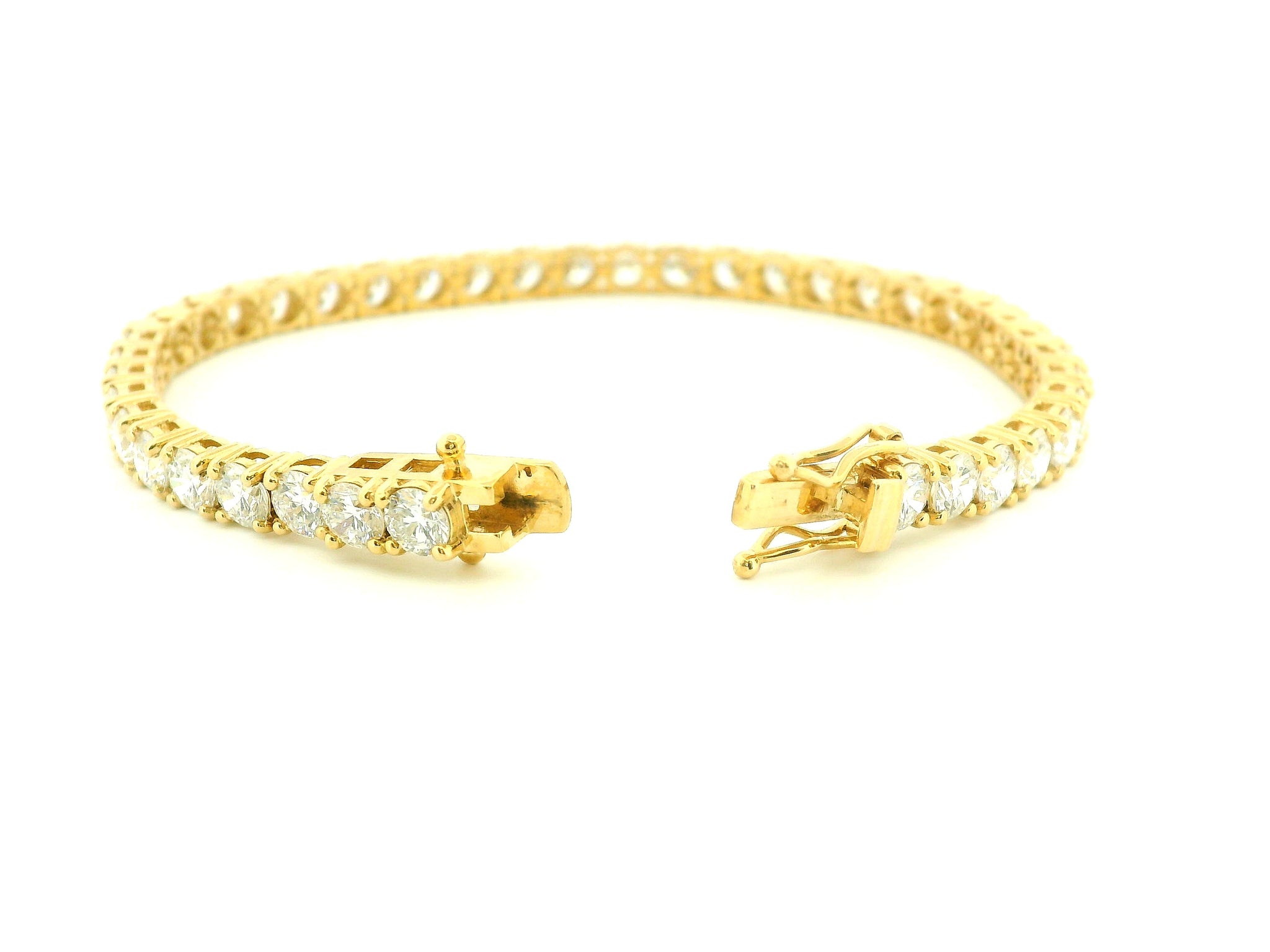 Elegant 14K Yellow Gold Round Diamond Bracelet