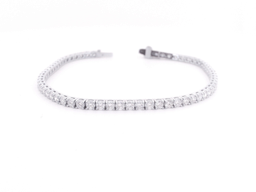Elegant 14K White Gold Round Diamond Tennis Bracelet