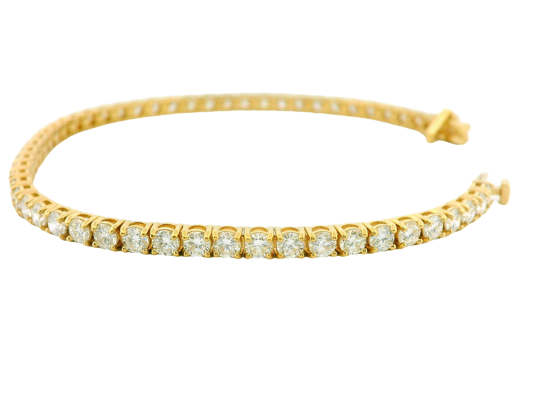Elegant 14K Gold Diamond Bracelet