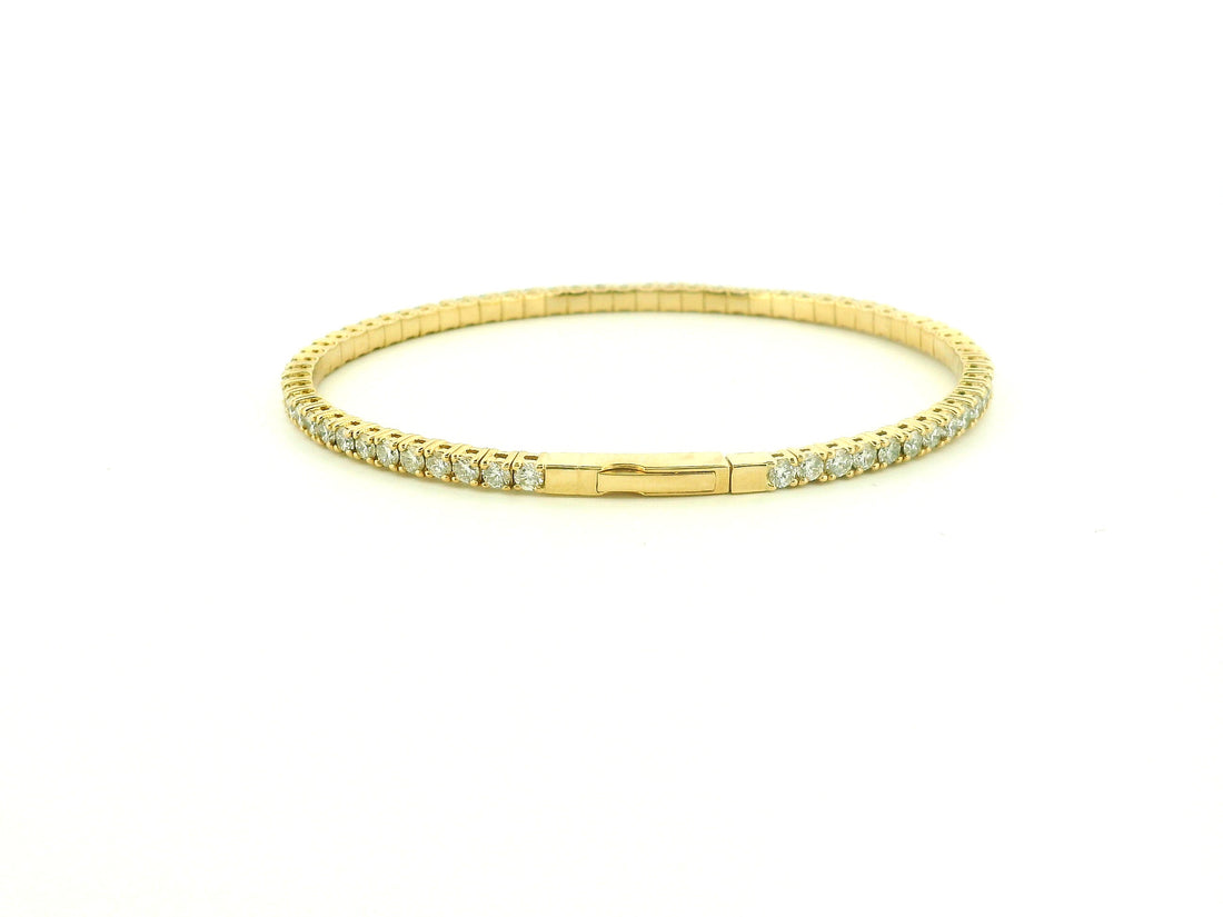 Elegant Gold Diamond Bracelet