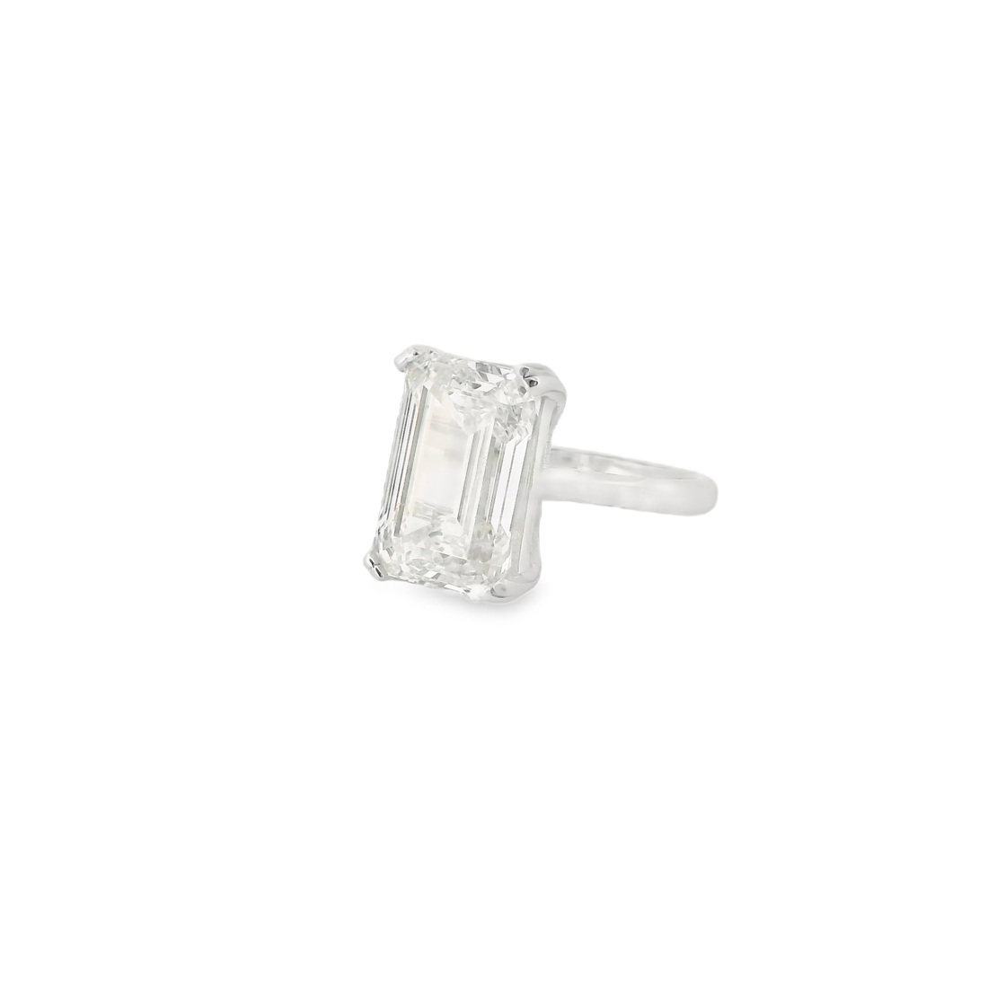 Elegant Emerald-Cut Diamond Ring