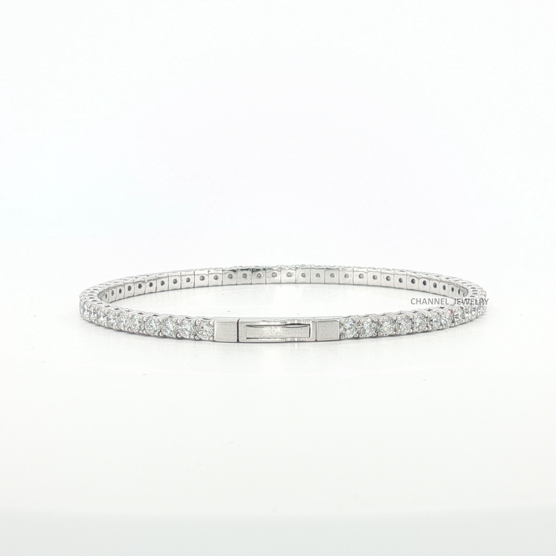 5Ct. 14K Gold Flex Bangle