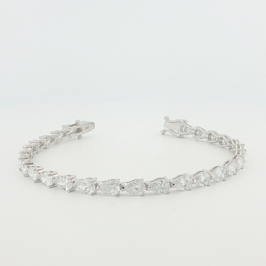 10ct 14K Gold Pear Cut Bracelet