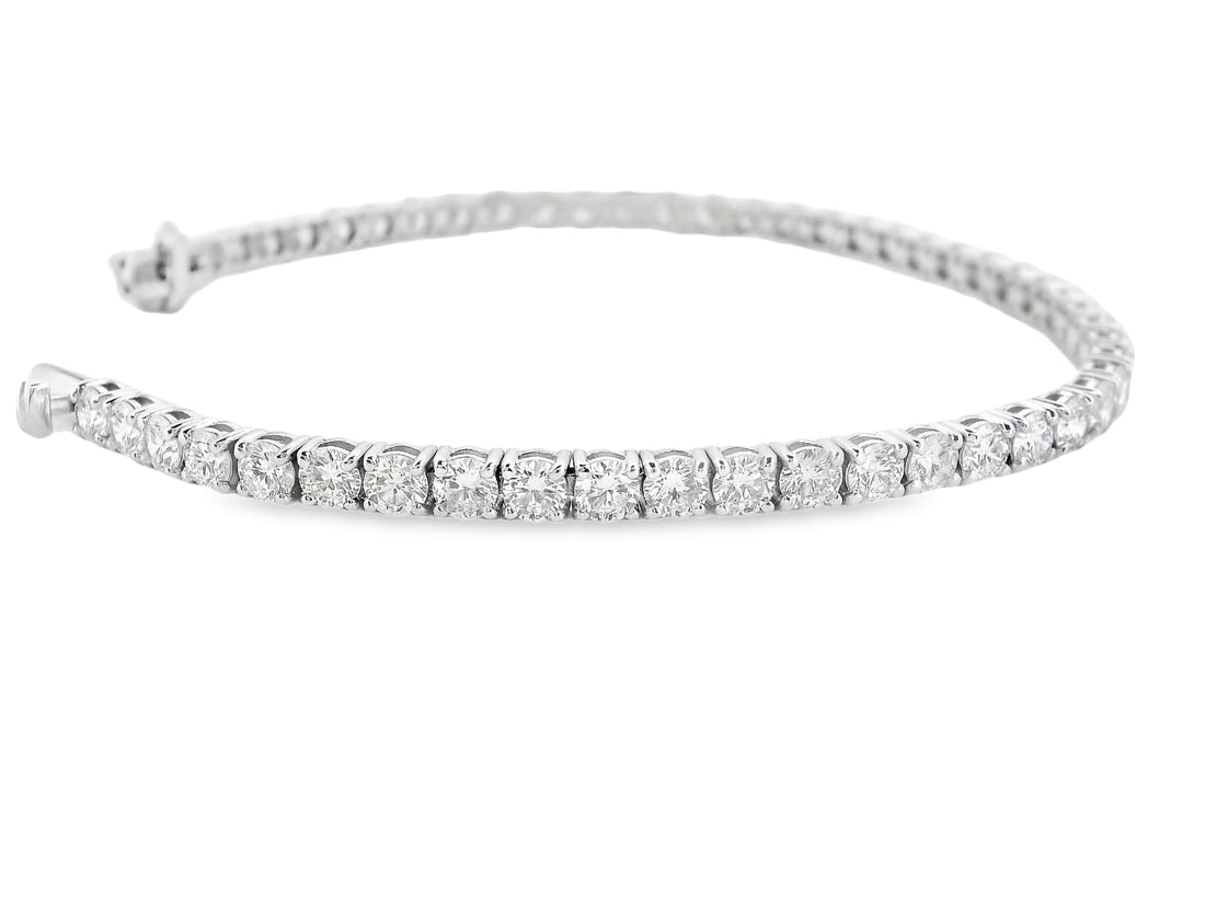 Elegant 14K White Gold Round Diamond Tennis Bracelet