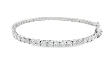 Elegant 14K White Gold Round Diamond Tennis Bracelet