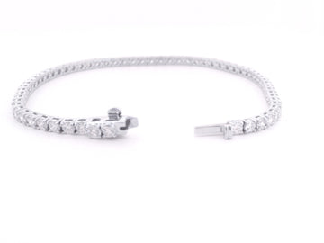 Elegant 14K White Gold Diamond Tennis Bracelet