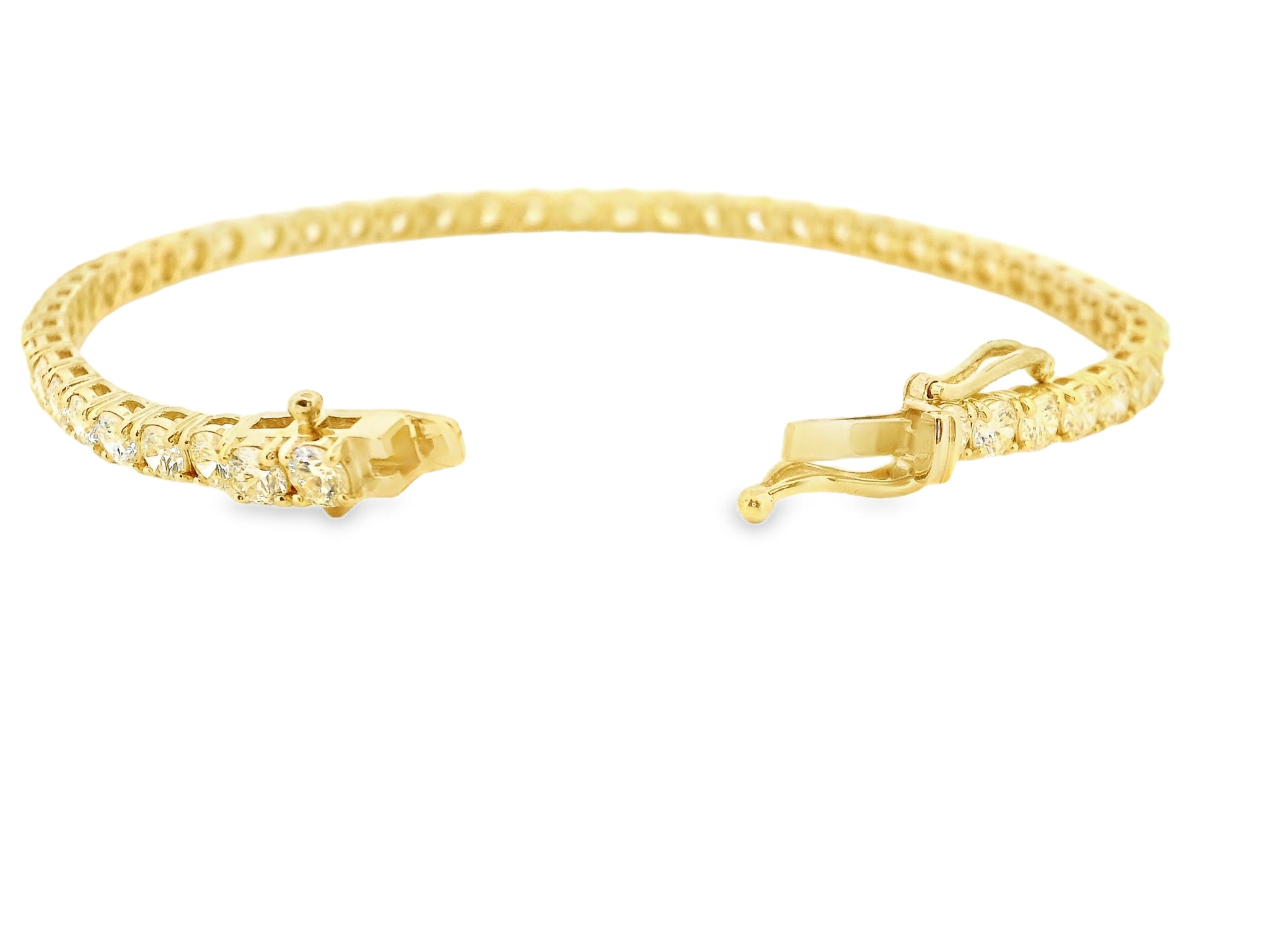 Elegant 14K Gold Diamond Bracelet