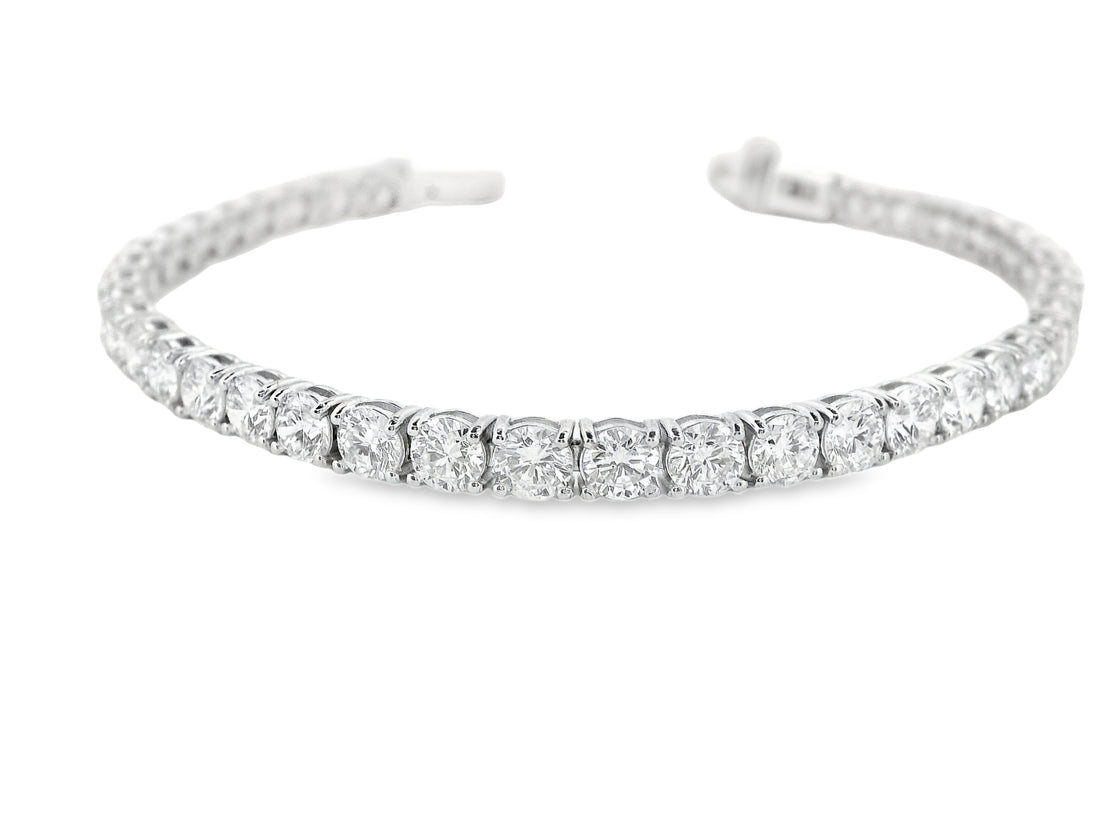 Elegant 14K White Gold Round Diamond Tennis Bracelet
