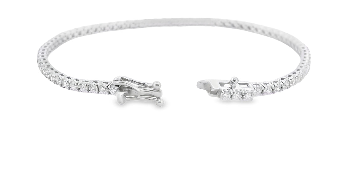 Elegant 14K White Gold Round Diamond Bracelet