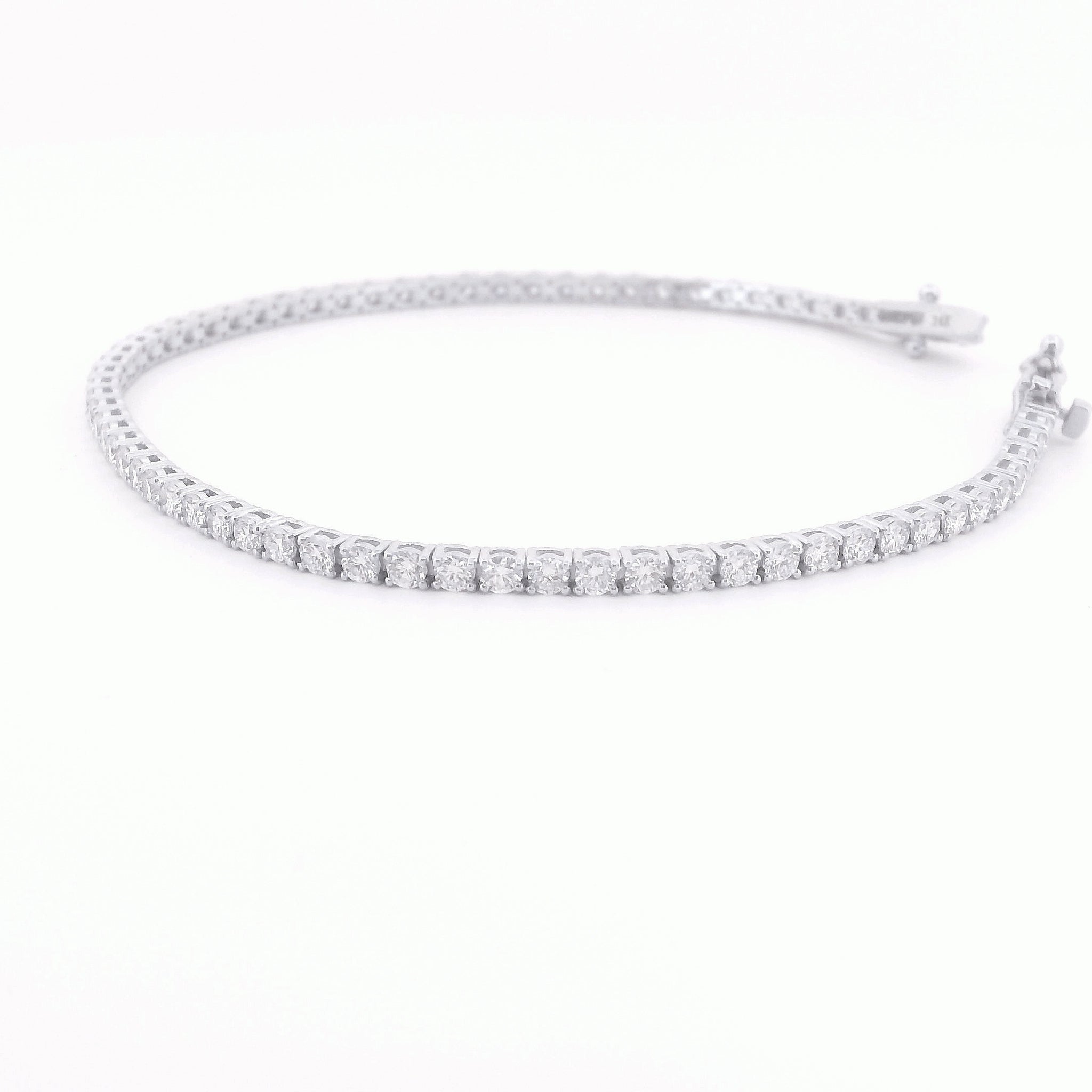 Elegant 14K White Gold Round Diamond Tennis Bracelet